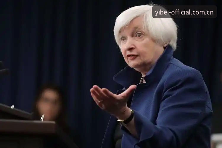 98.8%，这个被挪威统计研究机构算出来的出线概率，连挪威主帅索尔巴肯自己都笑了。他在赛前新闻发布会上直言不讳：“那个统计机构完全没用，他们只是根据当前形势来计算的。”这话说得很直白——数据模型在这个阶段根本不管用，4-1赢了伊拉克拿了3分，但这位主帅认为想出线至少得再拿1分。这番采访让我想起自己当年在北京国安青训基地蹲点时的经验——纸面实力、数学模型、历史数据，在真实赛场上往往敌不过一次意外变阵或者一个雨天。